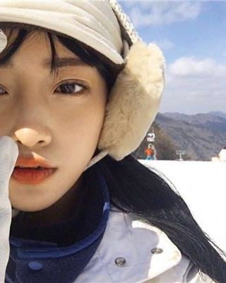 《万万不可》作者：明月珰