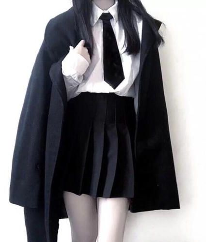 [废文 完结]《暗恋的学长把我囚禁了》作者：困困困a（【补全番外】1v1 强制爱 病娇）