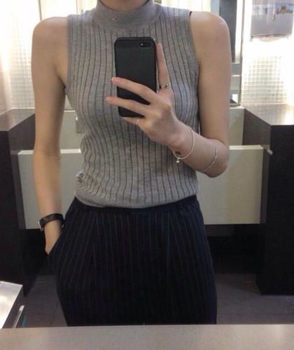 修看见弹幕后，我原来是杀神前妻 作者：